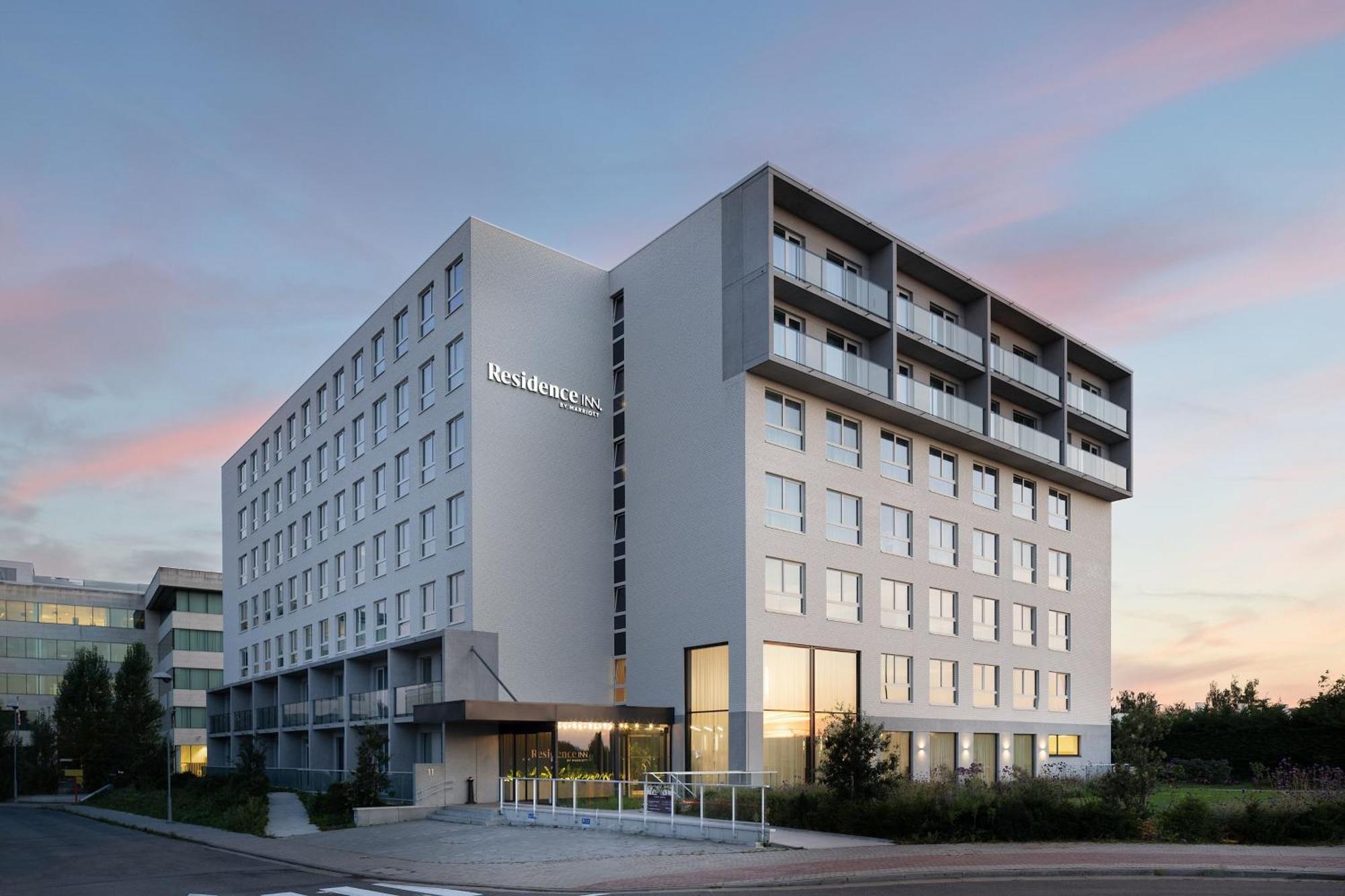 Residence Inn By Marriott Brussels Airport Диегем Екстериор снимка